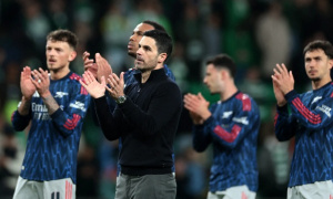 Thống kê báo động đe dọa ngôi vương Ngoại hạng của Arsenal