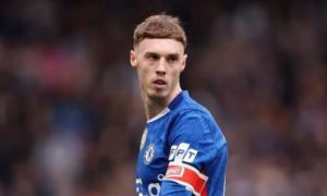 Cole Palmer hay Caicedo sẽ đeo băng thủ quân Chelsea?