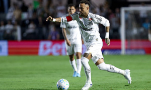 Neymar 'cày ải' cùng Santos để tranh vé dự World Cup