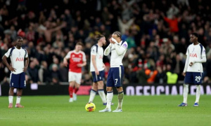 Những con số ám ảnh đẩy Tottenham sát bờ vực xuống hạng