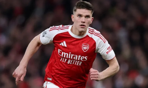 Lescott tin Arsenal nên mua Joao Pedro thay vì Gyokeres