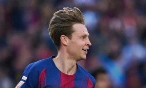 Ronald de Boer kinh ngạc với màn tái xuất của De Jong