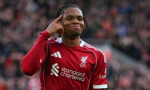 Chấm điểm Liverpool: Ngumoha chói sáng; Salah tìm lại tự tin