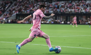 Messi ôm đầu tiếc nuối nhìn Inter Miami bị cầm hòa