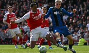 Hargreaves khẳng định chỉ 2 cầu thủ Arsenal chơi đúng sức