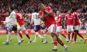 Nottingham Forest quả cảm cầm chân Aston Villa tại City Ground
