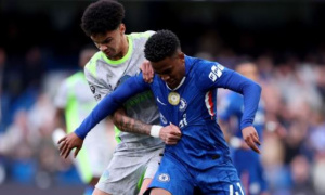 Sao trẻ O'Reilly làm khổ hàng thủ Chelsea