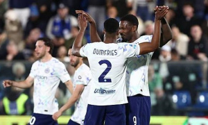 Thắng nghẹt thở Como, Inter bỏ xa nhóm bám đuổi 9 điểm