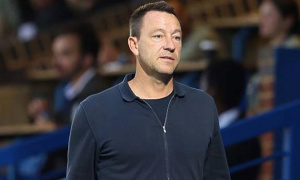 John Terry vung tiền triệu mua cổ phần câu lạc bộ League Two, gia nhập cùng Ryan Reynolds và Snoop Dogg trong cơn sốt sở hữu câu lạc bộ.