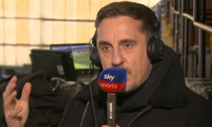 Gary Neville lo thói ích kỷ khiến Chelsea mất vé Champions League