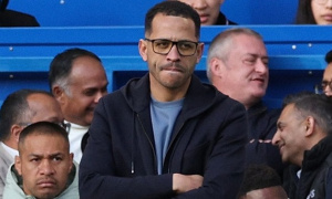 Stamford Bridge nổi sóng sau màn trình diễn bạc nhược của Chelsea