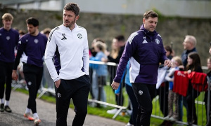 Michael Carrick đang biến ghế tạm quyền thành công việc tối thượng