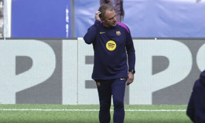 Hansi Flick nối gót Xavi phàn nàn mặt cỏ sân Atletico Madrid