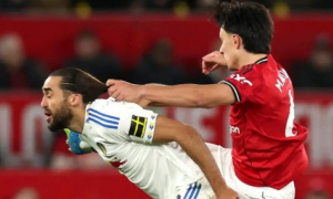 MU cân nhắc kháng cáo tấm thẻ đỏ của Lisandro Martinez