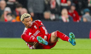 Chấm điểm Liverpool: Điểm sáng Gravenberch; Nỗi đau Ekitike