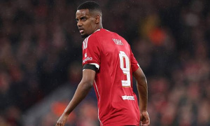 Canh bạc Alexander Isak kéo sập hy vọng của Liverpool