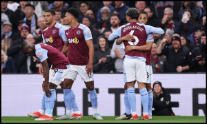 Ám ảnh chấn thương ngăn Douglas Luiz tới MU