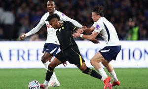 4 lý do khiến Chelsea ngậm đắng trước 10 người Spurs