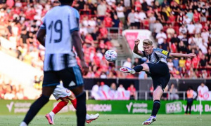 Lewis Hall khao khát gia nhập Man Utd