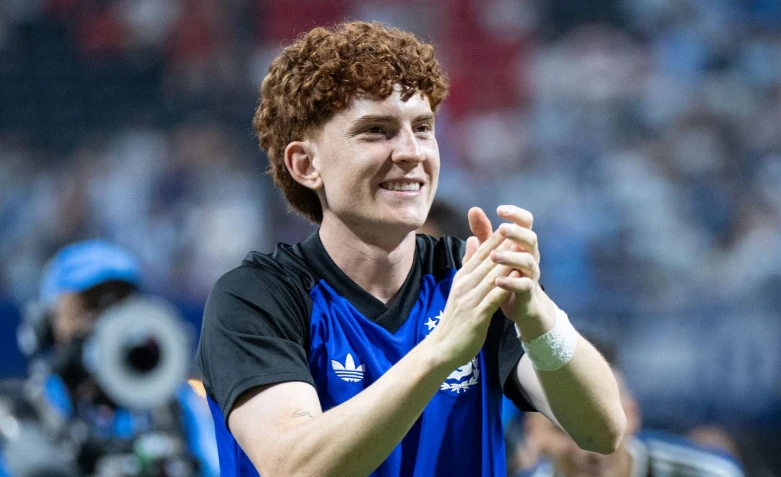 CHÍNH THỨC! Chelsea công bố tân binh Valentin Barco