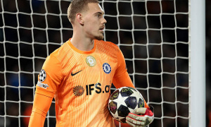 Jorgensen mắc kẹt tại Chelsea vì đàm phán bế tắc