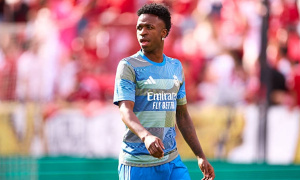 Real Madrid chốt lương khủng giữ chân Vinicius