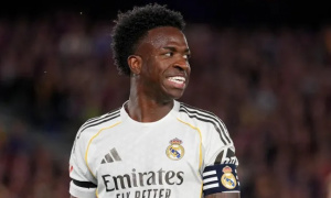 Obi Mikel: Vinicius chỉ đang lợi dụng Arsenal