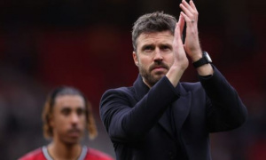 Man Utd ngưng mua tiền vệ để dồn lực sắm hậu vệ trái