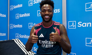Chuyên gia cảnh báo Arsenal về thương vụ Vinicius