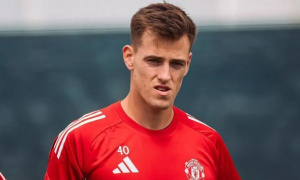 Bán Radek Vitek, MU ghi điểm nhờ điều khoản mua lại