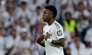Arsenal chỉ là công cụ trong màn kịch hợp đồng của Vinicius?