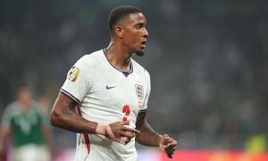 Arsenal sẽ trả giá đắt nếu vồ hụt Ezri Konsa