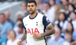 Sẵn sàng tới Arsenal, Romero bị Tottenham ngăn cản