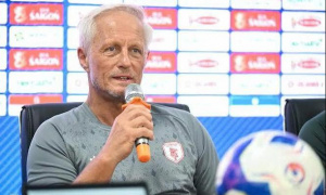HLV Myanmar công kích trọng tài ngày chia tay ASEAN Cup