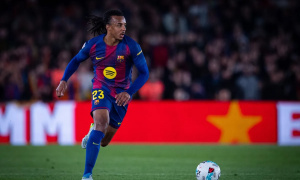 Arsenal săn Kounde, Barca sẵn sàng nhả người