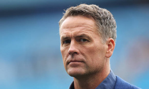 Michael Owen lên tiếng cảnh báo Arsenal