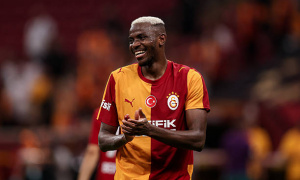 Al-Hilal đẩy Karim Benzema rời đi để dọn đường đón Osimhen
