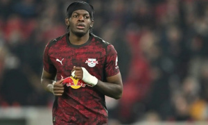 Barca liên hệ chiêu mộ Castello Lukeba từ Leipzig