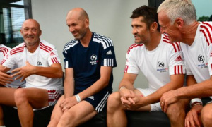 Fabien Barthez tái hợp Zidane tại ĐT Pháp