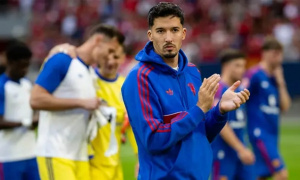 Man Utd cài điều khoản lạ khi đẩy đi Altay Bayindir