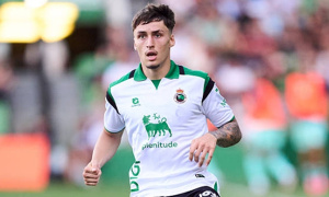 Vì sao Manchester United nên cân nhắc chiêu mộ Jorge Salinas
