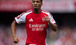 Arsenal từ chối 40 triệu euro của AC Milan cho Nwaneri