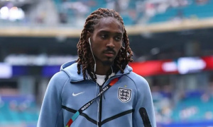 Inter Milan chi 35 triệu euro thâu tóm Djed Spence