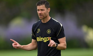 Bệ phóng nào cho Chelsea mơ vô địch từ vị trí thứ 10?