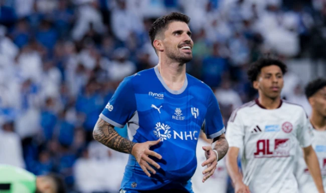 Ruben Neves - Benzema lên tiếng, Al Hilal hạ Al Faisaly 4-2