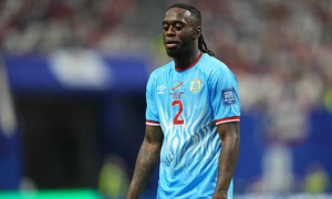 Aston Villa đạt thỏa thuận chiêu mộ Aaron Wan-Bissaka