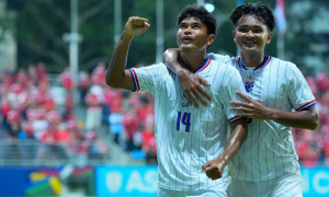 Đánh bại Singapore 3-1, Thái Lan tiến gần chung kết ASEAN Cup