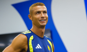 Cristiano Ronaldo úp mở khả năng giải nghệ