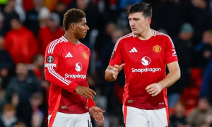 Maguire gửi thông điệp tới Carrick về trường hợp Rashford