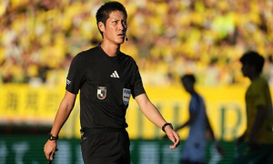 Trọng tài FIFA Nhật Bản cầm còi trận lượt về Việt Nam - Malaysia